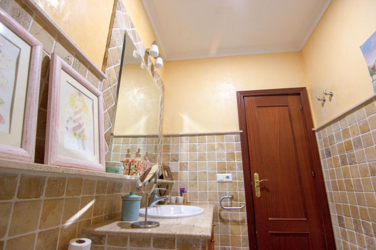 Rentalsevilla En El Mercado Del Arenal Ngoại thất bức ảnh